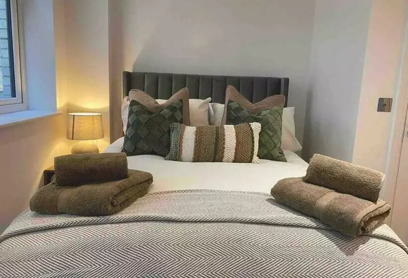 Brand New Property   Bradford City Centre