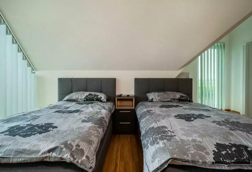 Ferienwohnung Alpenblick