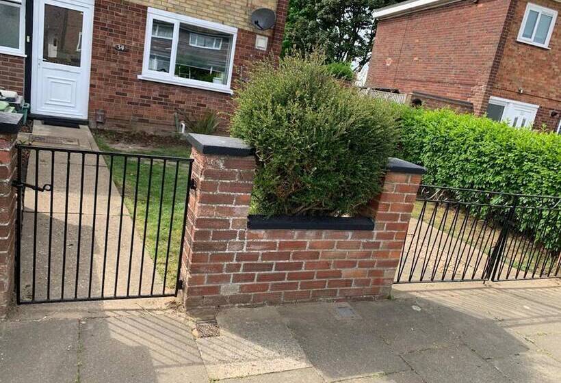 Newly Renovated 2 Bed House In Gorleston On Sea