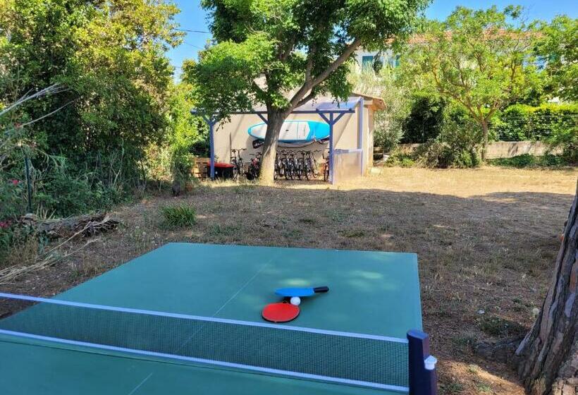 Rdc De Villa De 35 M2   400 M Plage