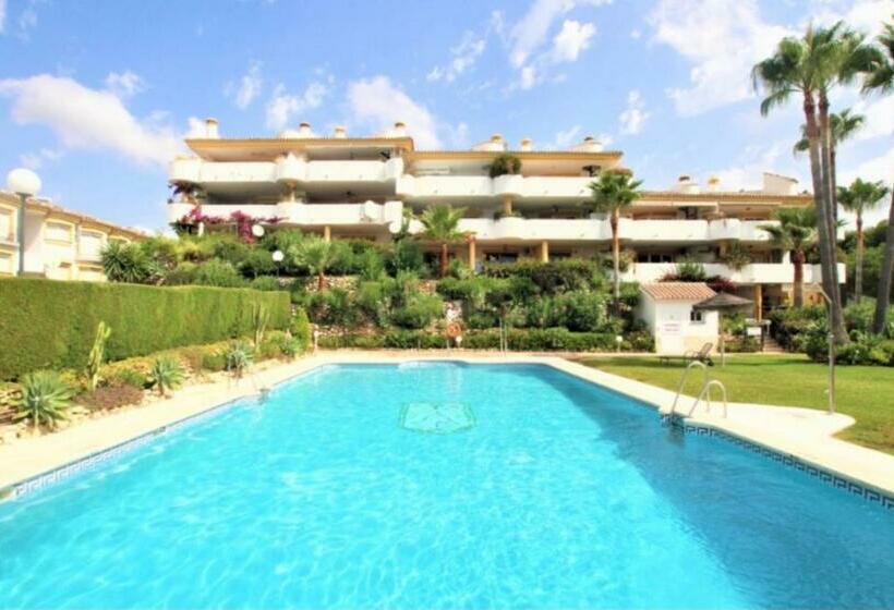 The Golden House, Calahonda Golf