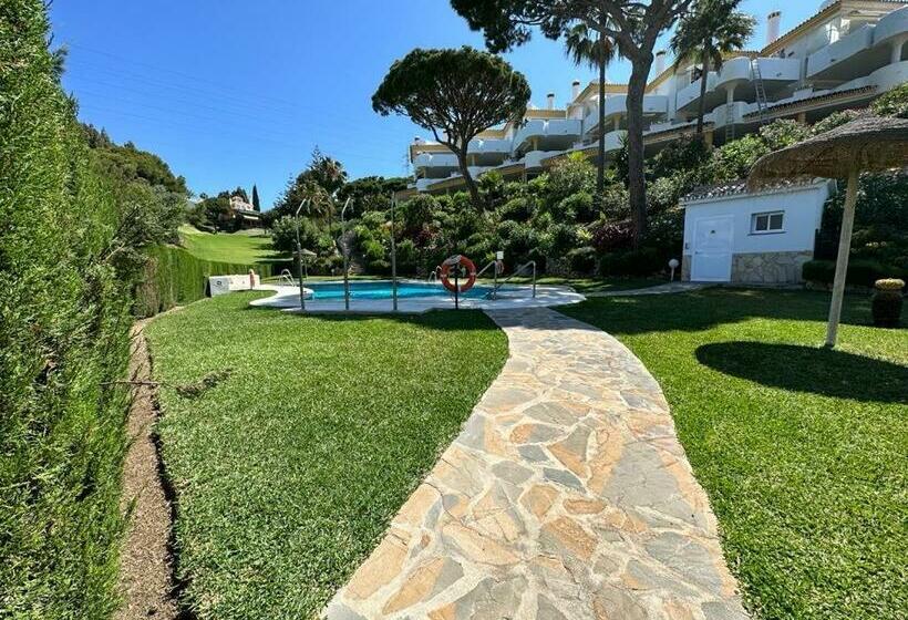 The Golden House, Calahonda Golf