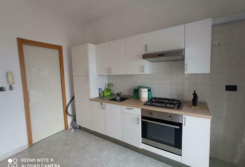 Alloggio Fronte Mare E Vista Castello