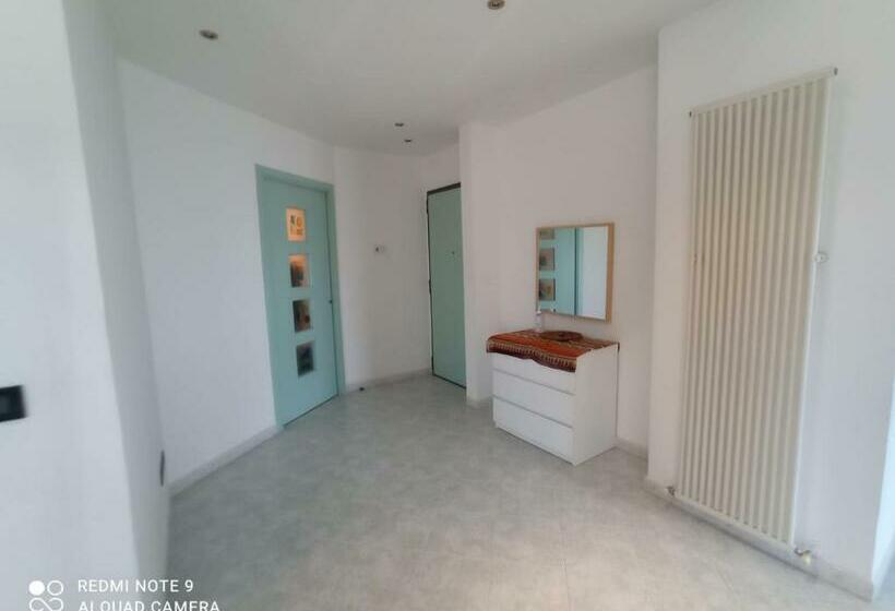 Alloggio Fronte Mare E Vista Castello