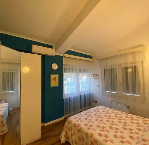 Aloe Apartment