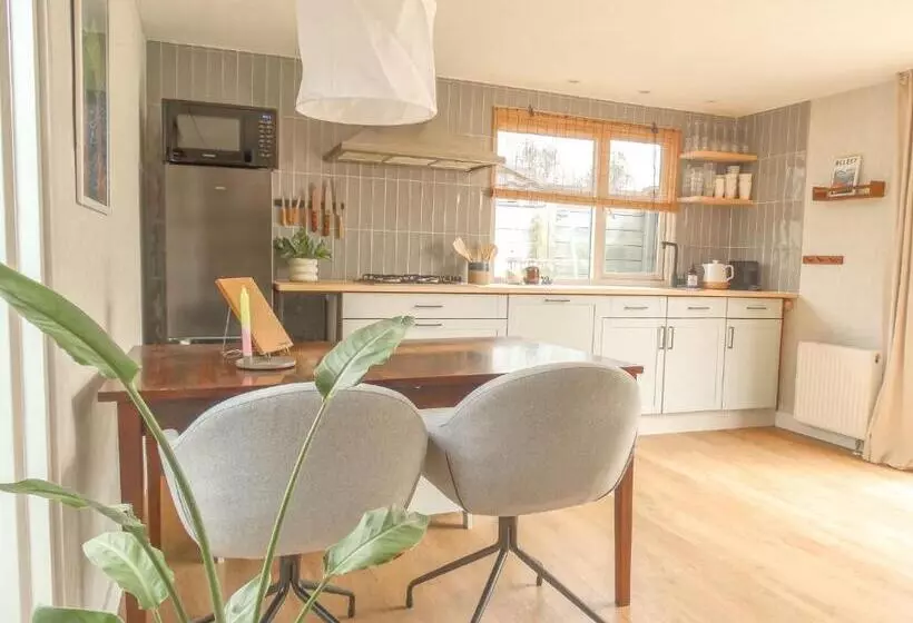 Cabin 33 Grou