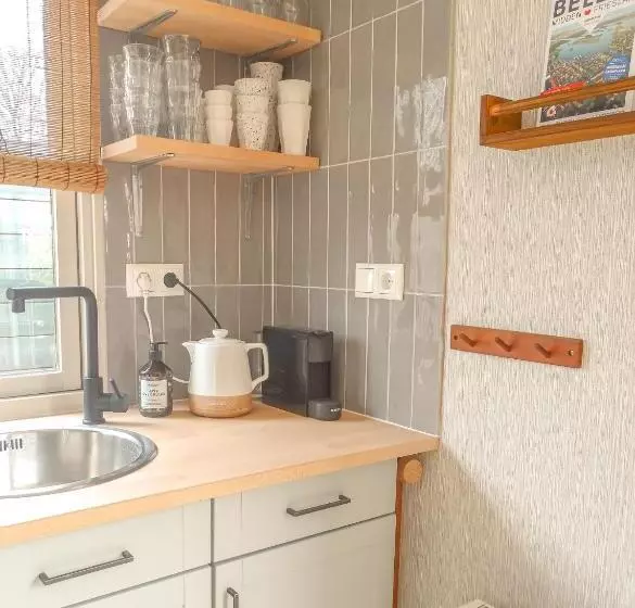 Cabin 33 Grou