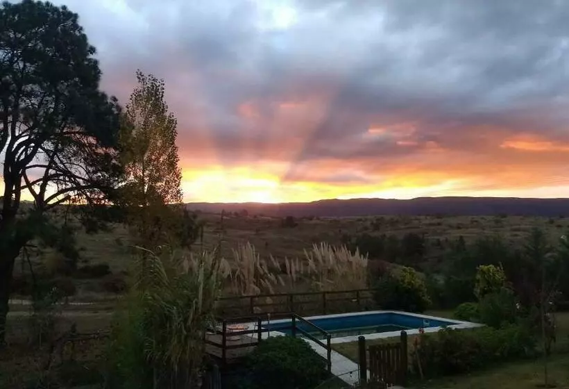 La Linda   Cabaña De Montaña