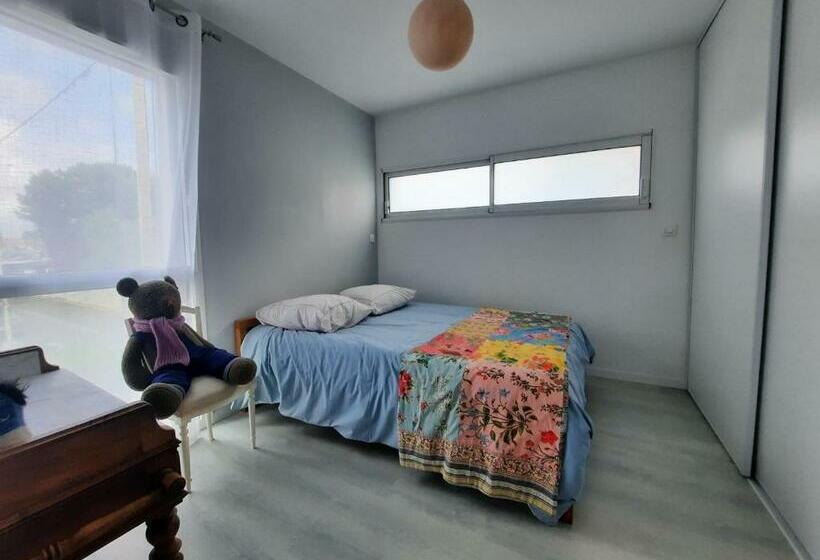 Maison D Architecte T4 Avec Jardin Et Terrasse Près Du Marché De Quintaou à Anglet   Fr 1 239 758