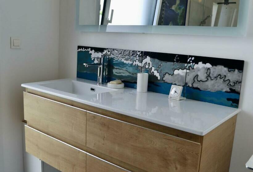 Maison D Architecte T4 Avec Jardin Et Terrasse Près Du Marché De Quintaou à Anglet   Fr 1 239 758