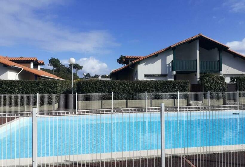 Villa Patio Pour 6 Avec Piscine Et Parking Privé, à 2000m Des Plages De Capbreton   Fr 1 239 748