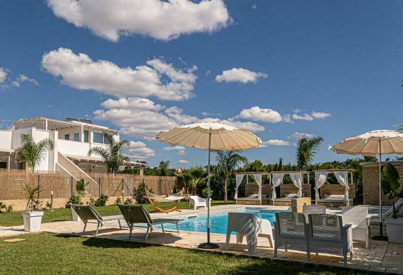 Resort Almaredamarra Con Piscina E Idromassaggio Sul Mare