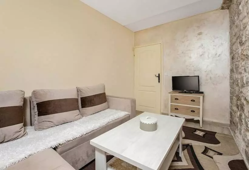 Historical Heart Apartment