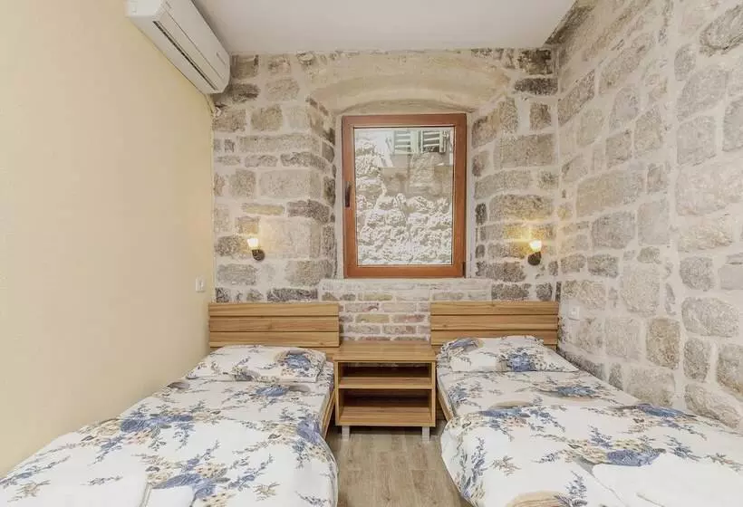 Historical Heart Apartment