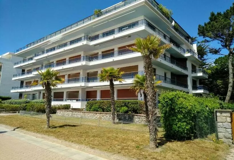 Le Capitole   Studio Plage Benoit Dans Résidence Face Mer