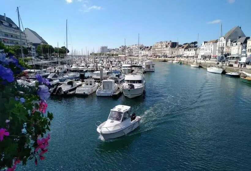 Le Capitole   Studio Plage Benoit Dans Résidence Face Mer