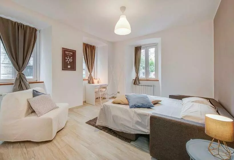 Taste Of Trieste Center