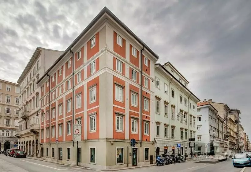 Taste Of Trieste Center