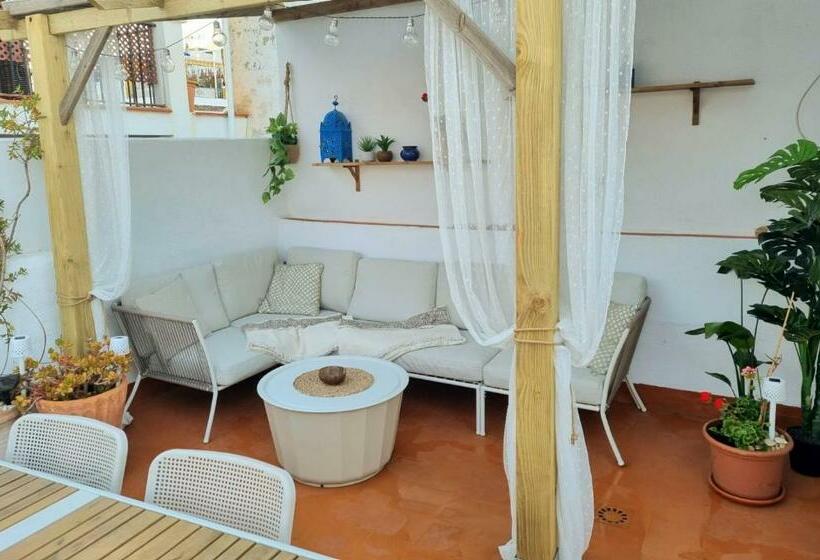 Town House With Roof Terrace   Old Town