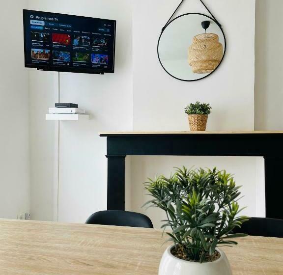 Be My Apparts, Appartement De Charme Au Beffroi, Douai, Coeur De Ville