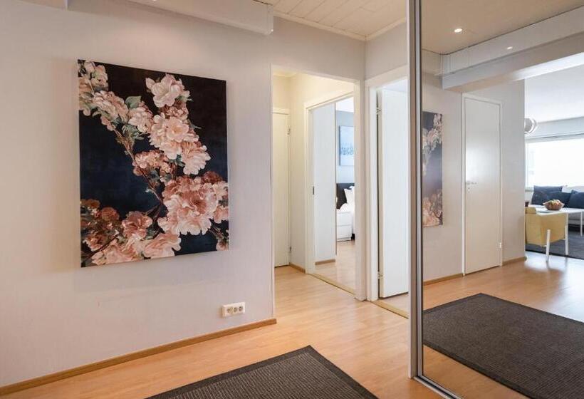 City Holiday Apartments 1