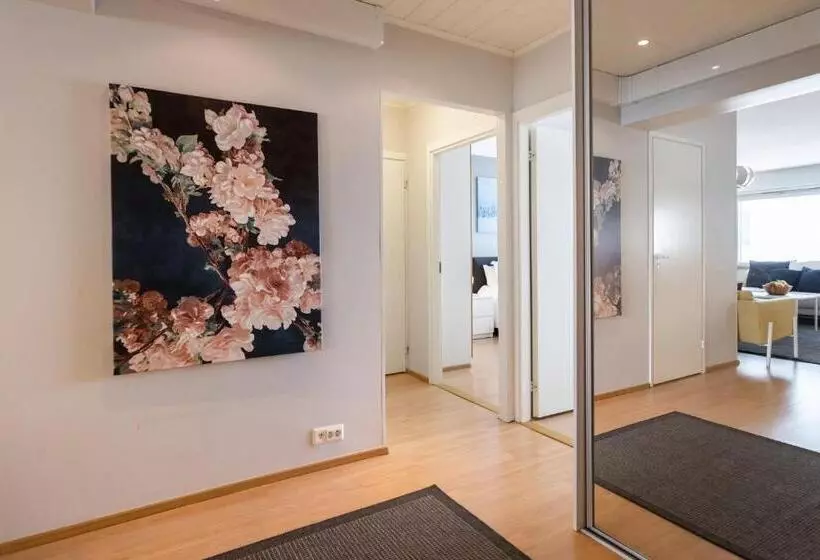 City Holiday Apartments 1