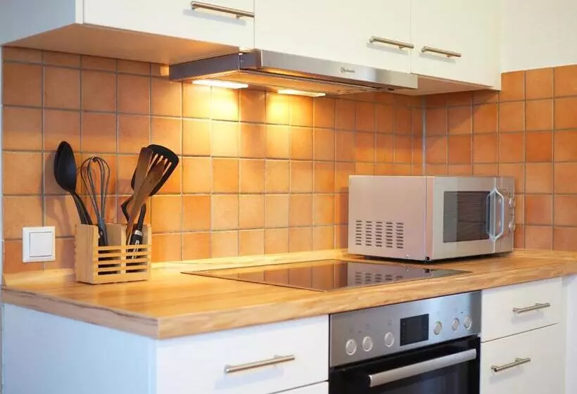 Haus Mediterran Gemütliches Ferienhaus 130 M² Für Max. 7 Personen Mit Balkon Und Garten Am Bodense