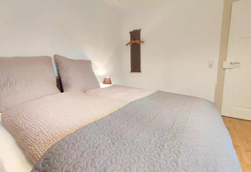 Haus Mediterran Gemütliches Ferienhaus 130 M² Für Max. 7 Personen Mit Balkon Und Garten Am Bodense