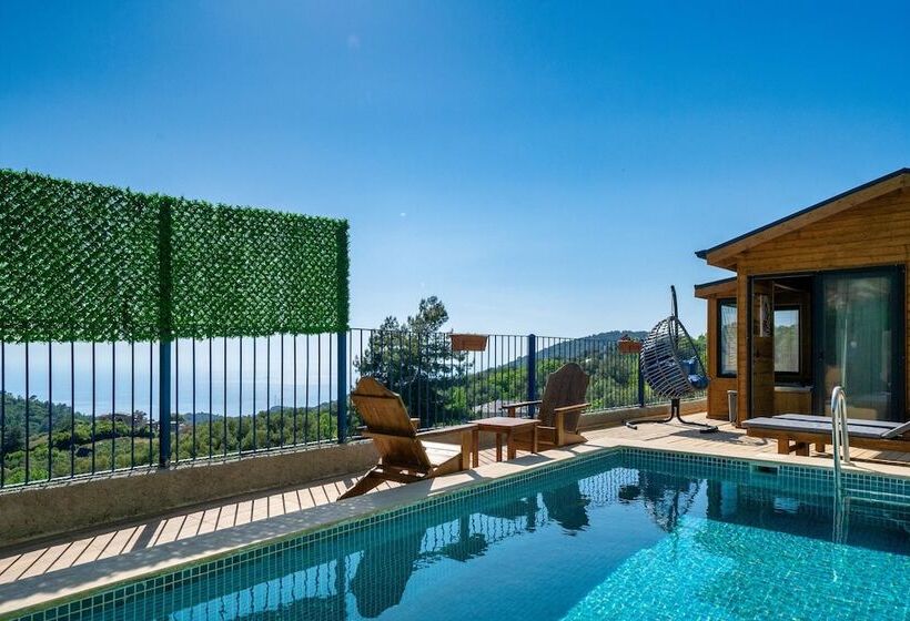 Honeymoon Bungalow With Private Pool And Sea View