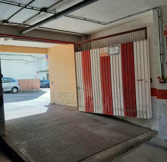 Apartamento Soleado, 1 Dormitorio Con Balcón, Piscina Y Garage