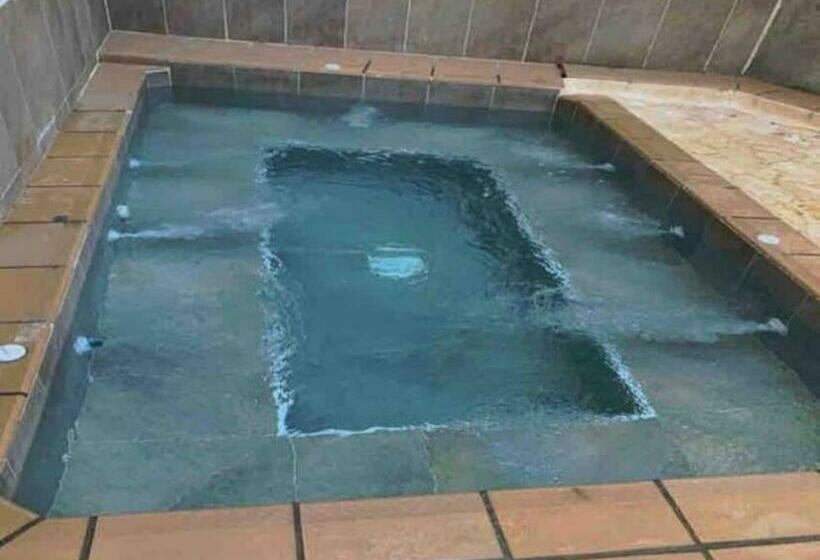 Confortable Apartasol En Condominio De San Jeronimo