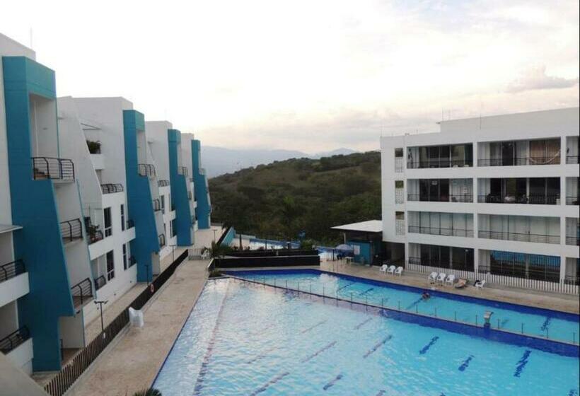 Confortable Apartasol En Condominio De San Jeronimo