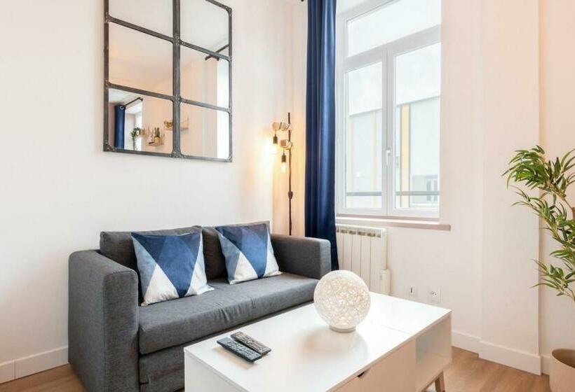 Charming Lille St Michel Studio