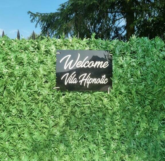 Villa Hipnotic