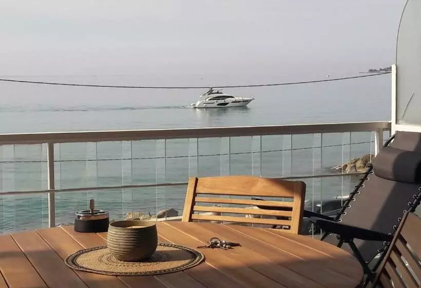 Splendide Studio Front De Mer