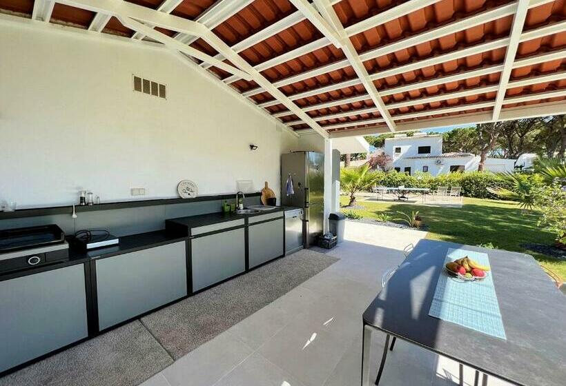 Vilamoura Excellence With Pool By Homing