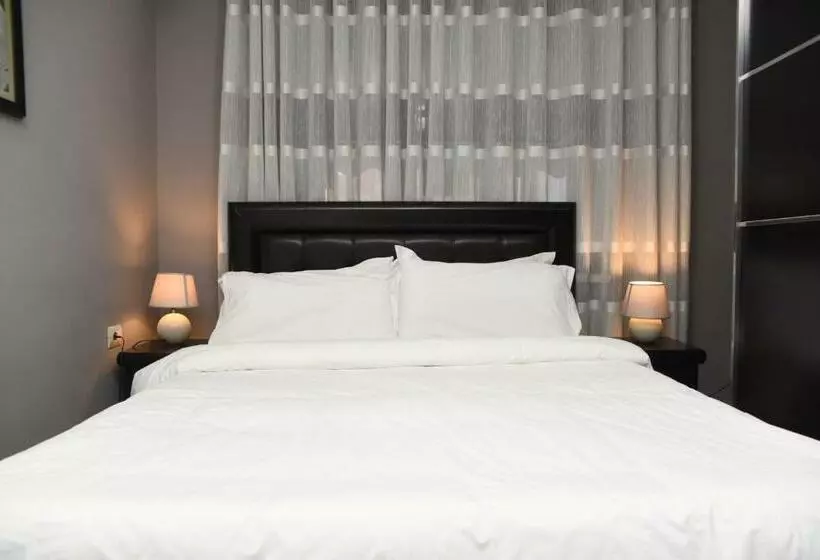 Ami S Apartments