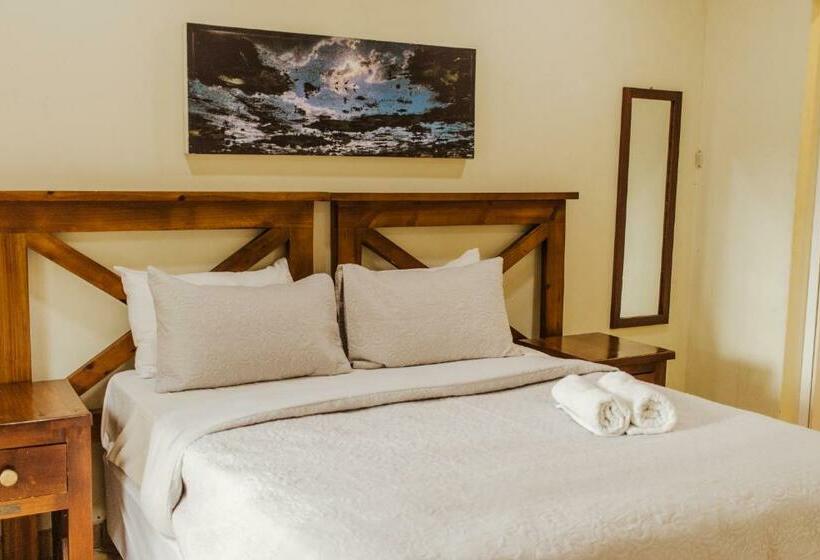 Flamingo Private Villa