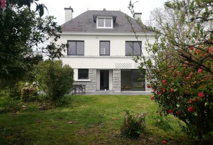 Grande Maison Familiale, Concarneau