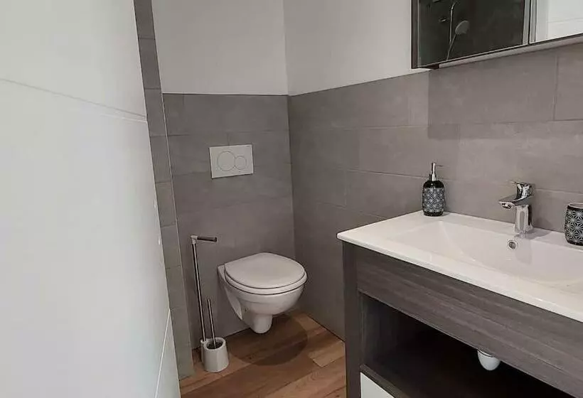 Gîte Chez Marianne  La Halte Jurassienne