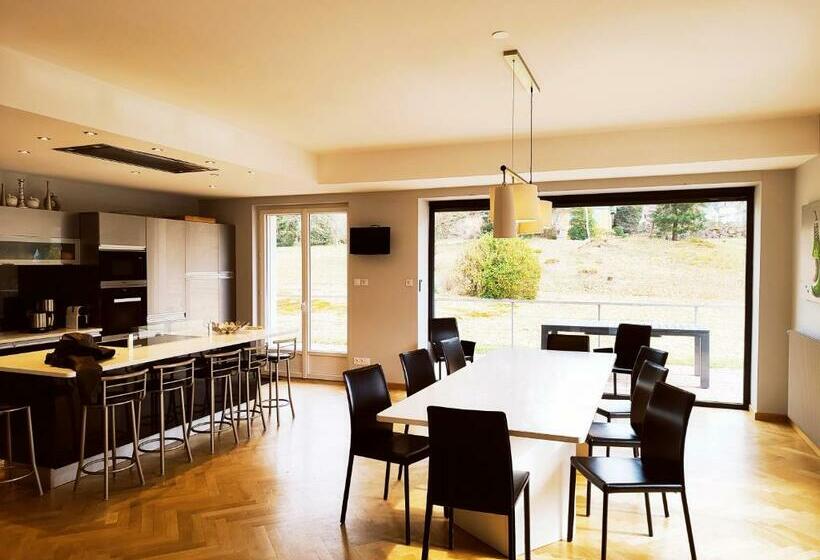 Le 6, Appartement 5 étoiles à Moins De 100m Du Bord Du Lac De Gerardmer