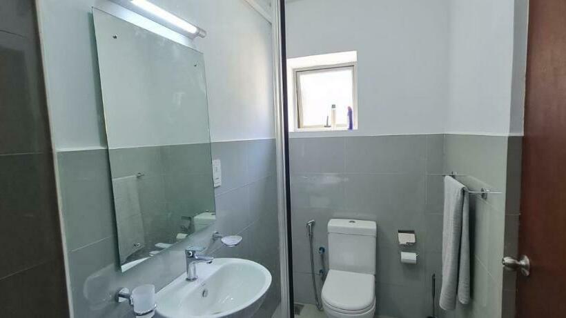 Luxury 3 Bed Apartment At Ariyana Resorts Colombo