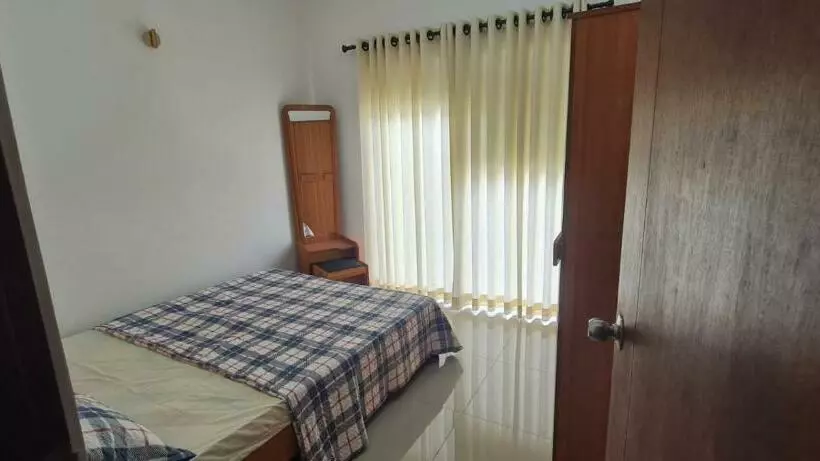 Luxury 3 Bed Apartment At Ariyana Resorts Colombo
