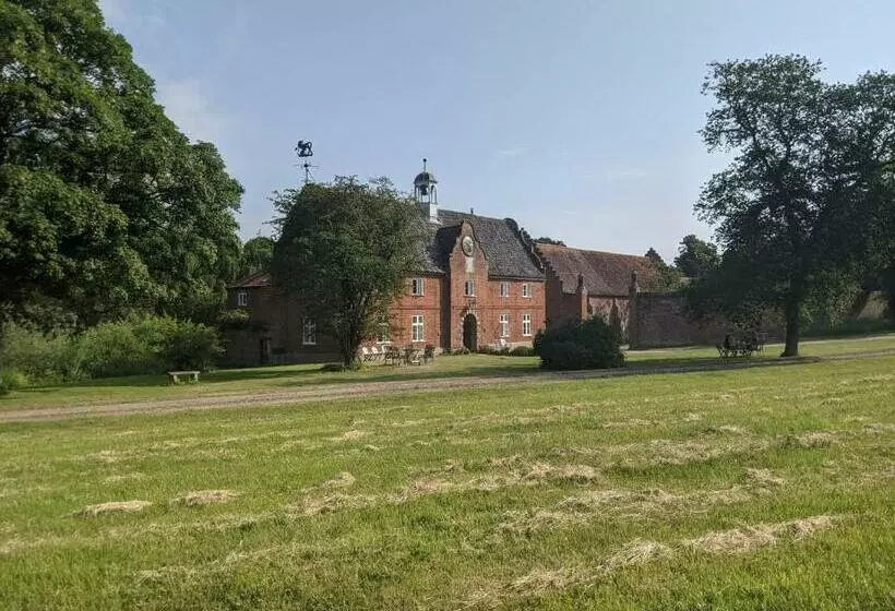 Spixworth Hall Cottages