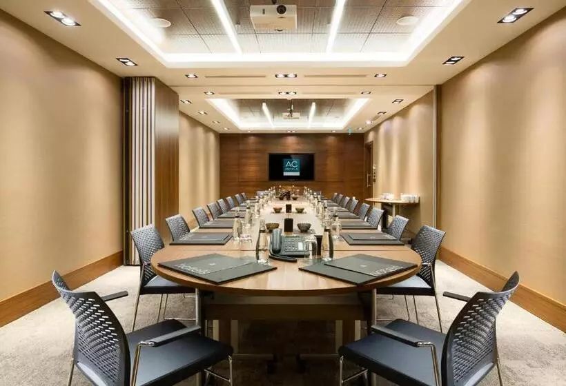 Ac Hotel Istanbul Macka