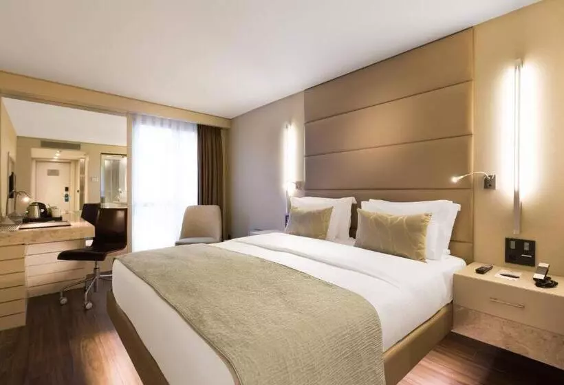 Ac Hotel Istanbul Macka