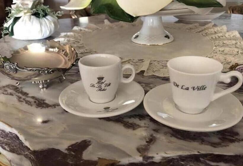 فندق De La Ville Relais