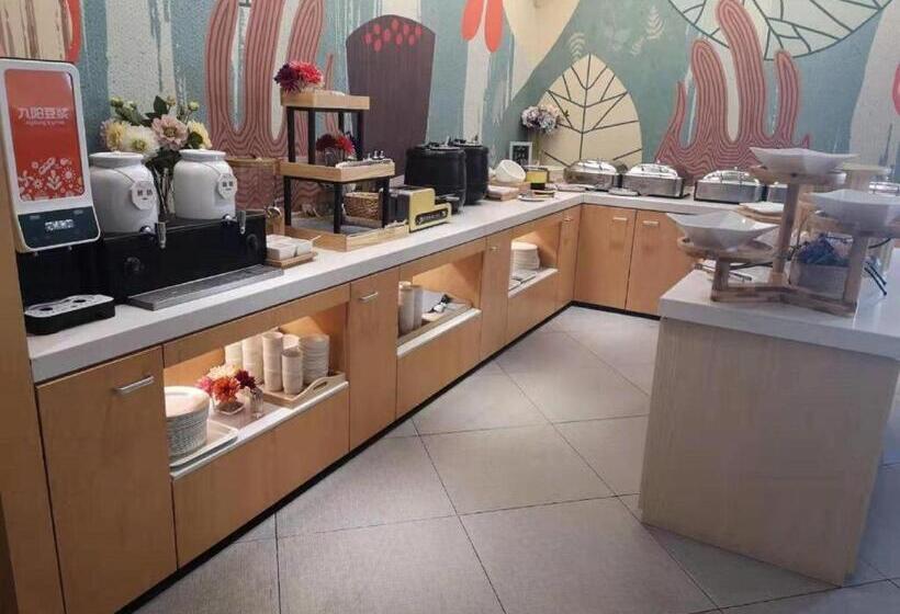 Hanting Hotel Taiyuan Kaihuasi Metro Station