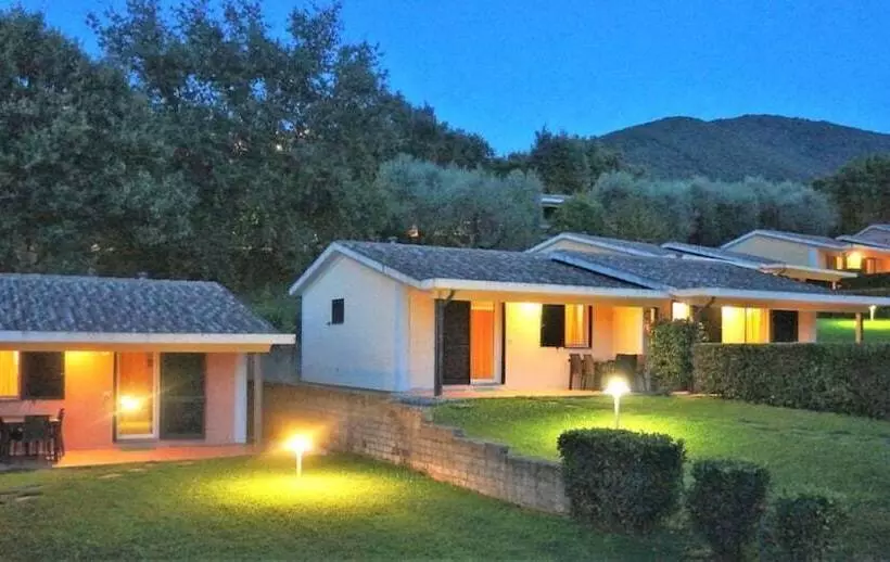 Отель Oasimaremma Village