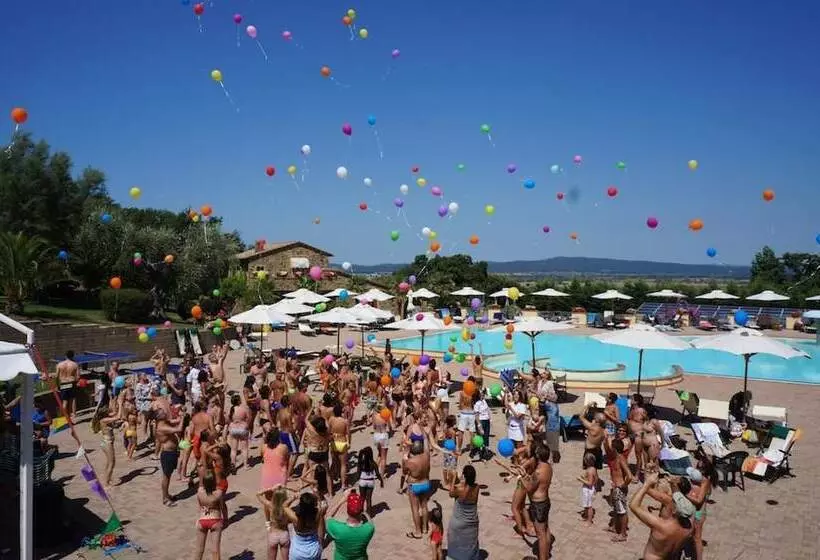 Отель Oasimaremma Village